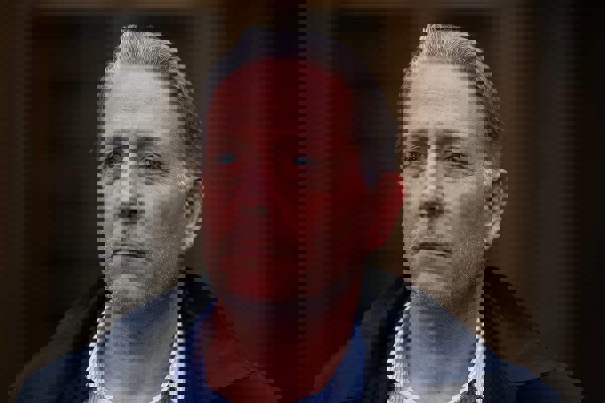 أمريكا.. اتهام مسؤول سابق في الشرطة الفدرالية بالعمل سرا مع الأوليغارشية الروسية