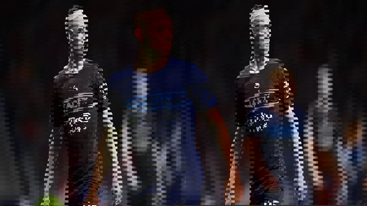 مباراة مانشستر سيتي وأتلتيكو مدريد.. هل استحق فيليبي الطرد بعد إصابته لفيل فودين في رأسه؟ (شاهد)