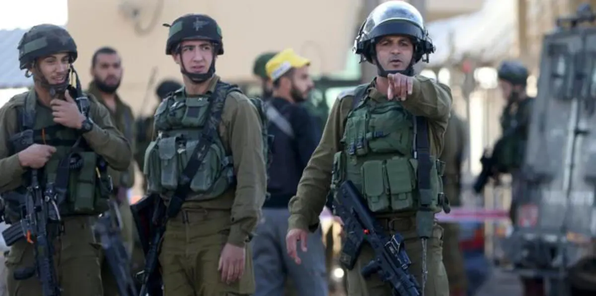 الاحتلال الإسرائيلي يقتل شابًا فلسطينيًا على حاجز قلنديا