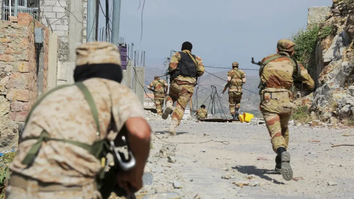 اشتباكات عنيفة بين القوات اليمنية والحوثيين في الحديدة