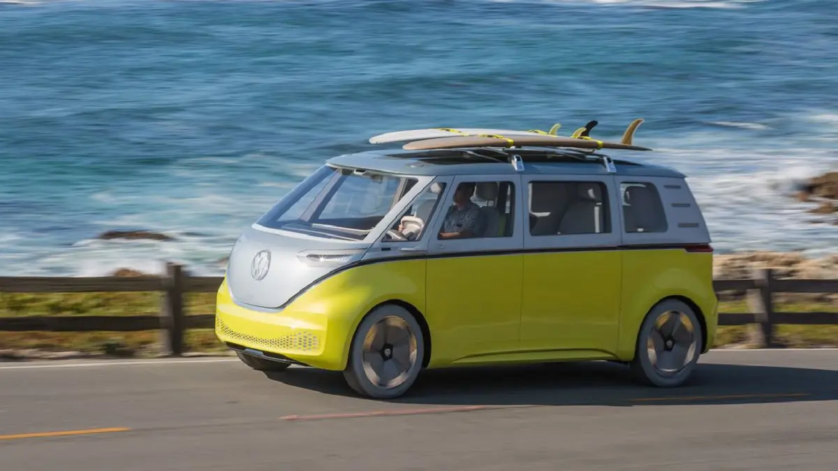 "فولكس فاغن"  تطور أول سيارة ذاتية القيادة