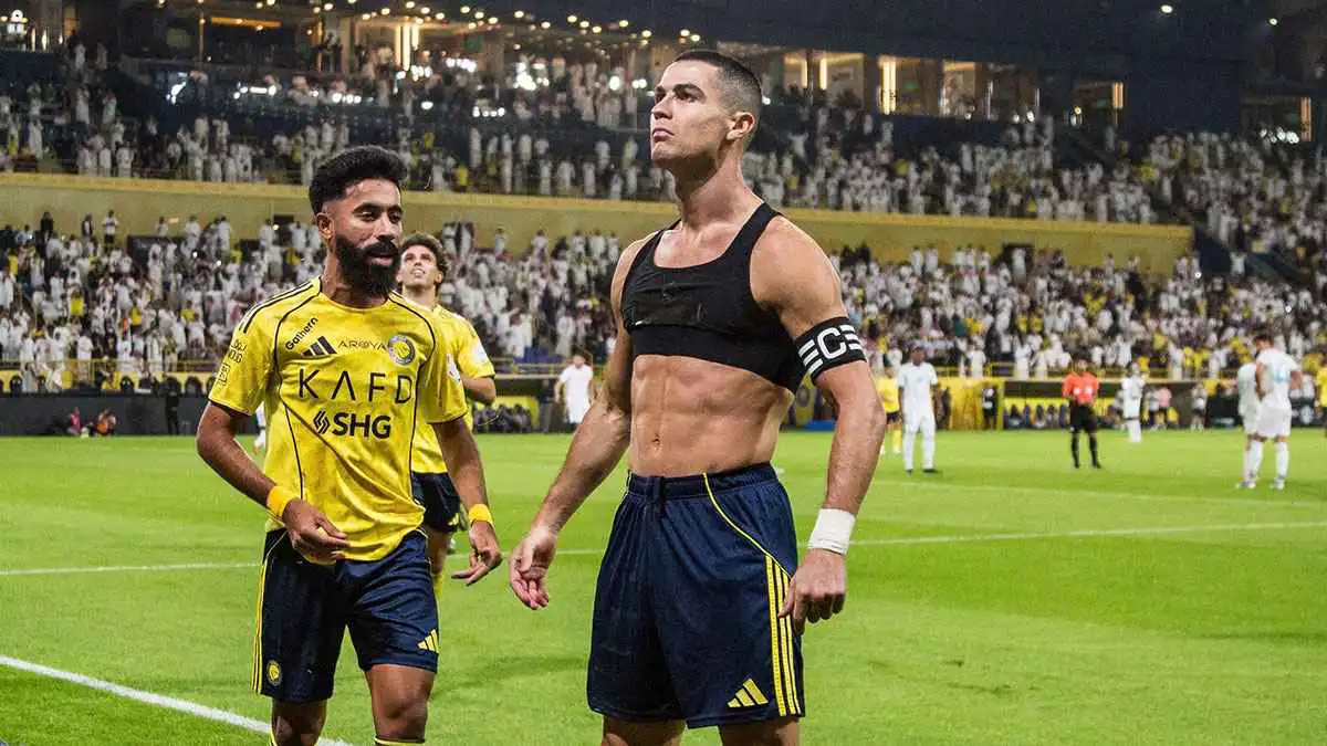 رقم لا يصدق.. كم بلغت سرعة تسديدة هدف كريستيانو رونالدو ضد الفتح؟ (فيديو)