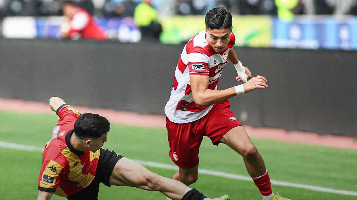 أول إجراء رسمي ضد حكام الديربي.. الإفريقي يطلب الاستماع لتسجيلات الـ VAR