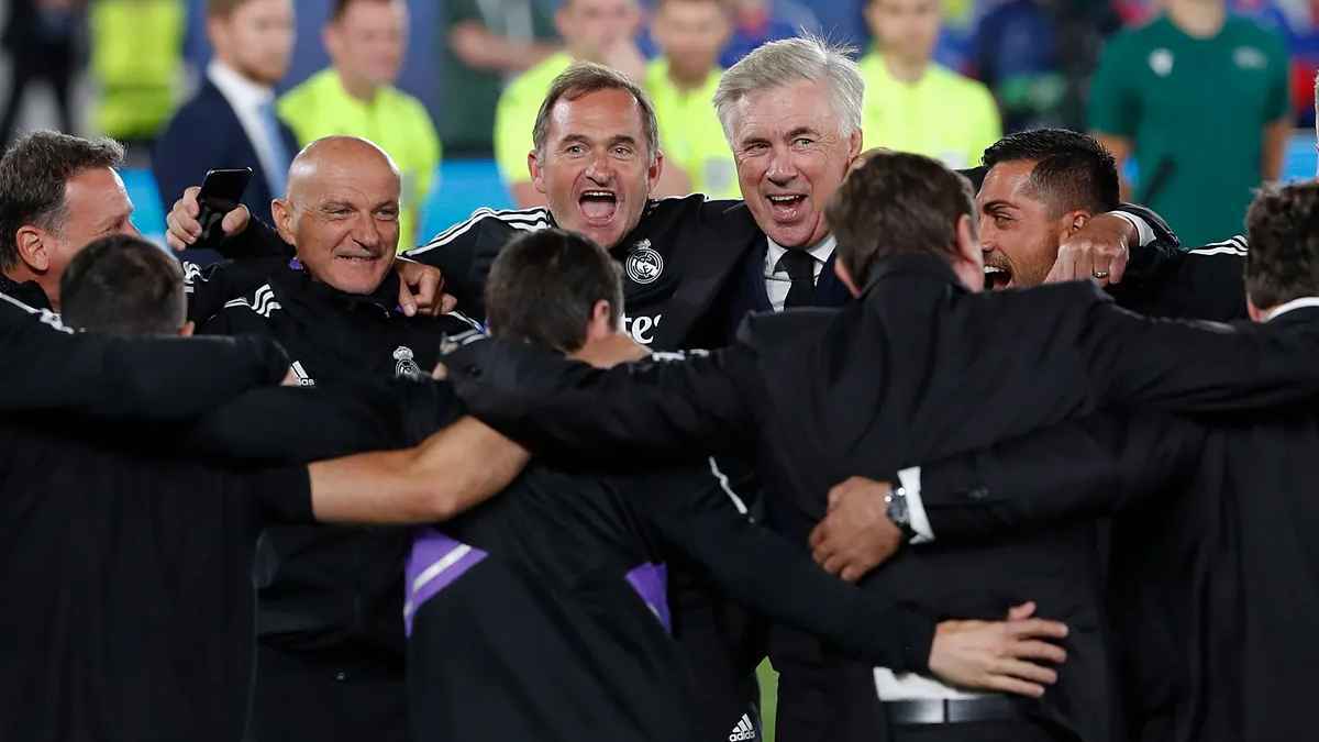 ريال مدريد يقطع الطريق على مانشستر سيتي ويجدد عقد مدربه