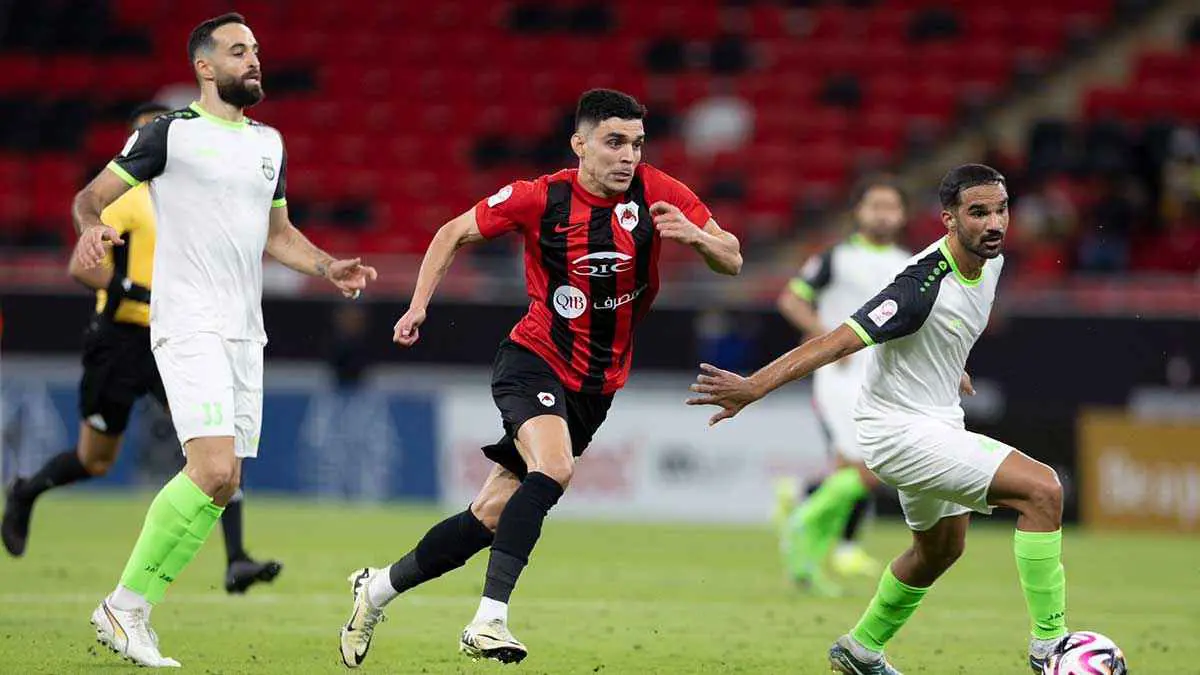 مفاجأة.. عرض أشرف بن شرقي على الزمالك في صفقة مجانية