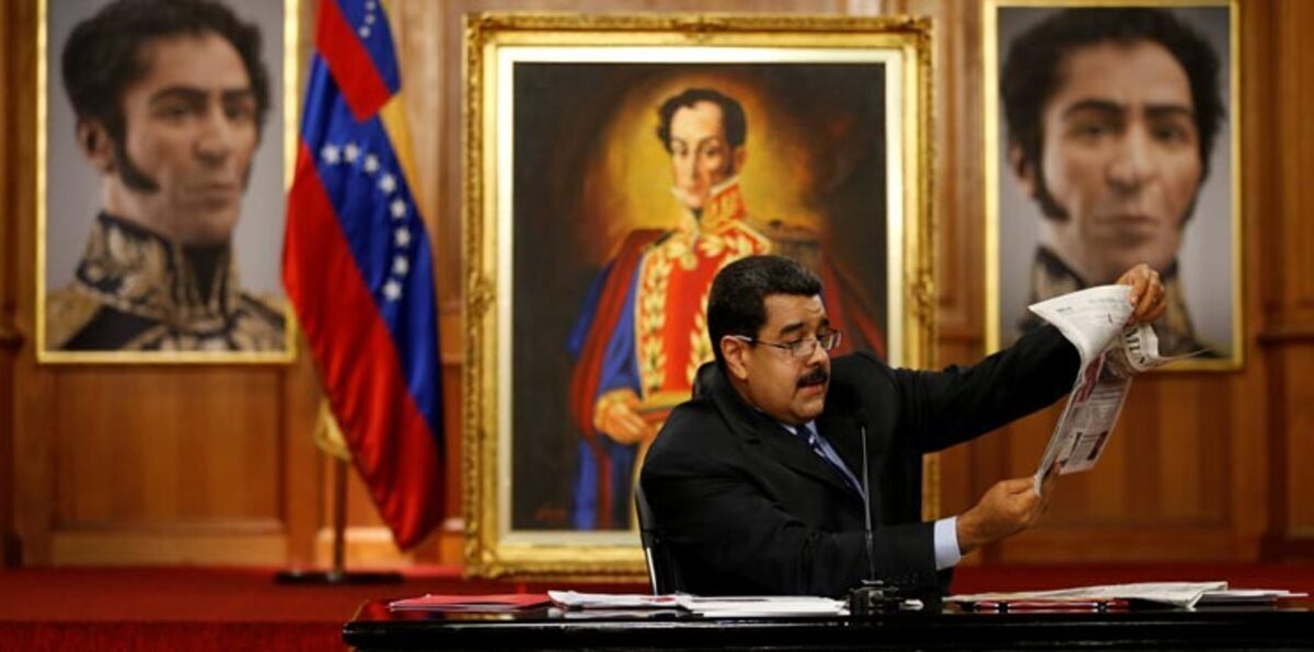 رئيس فنزويلا يتهم أمريكا بالتخطيط لغزو بلاده