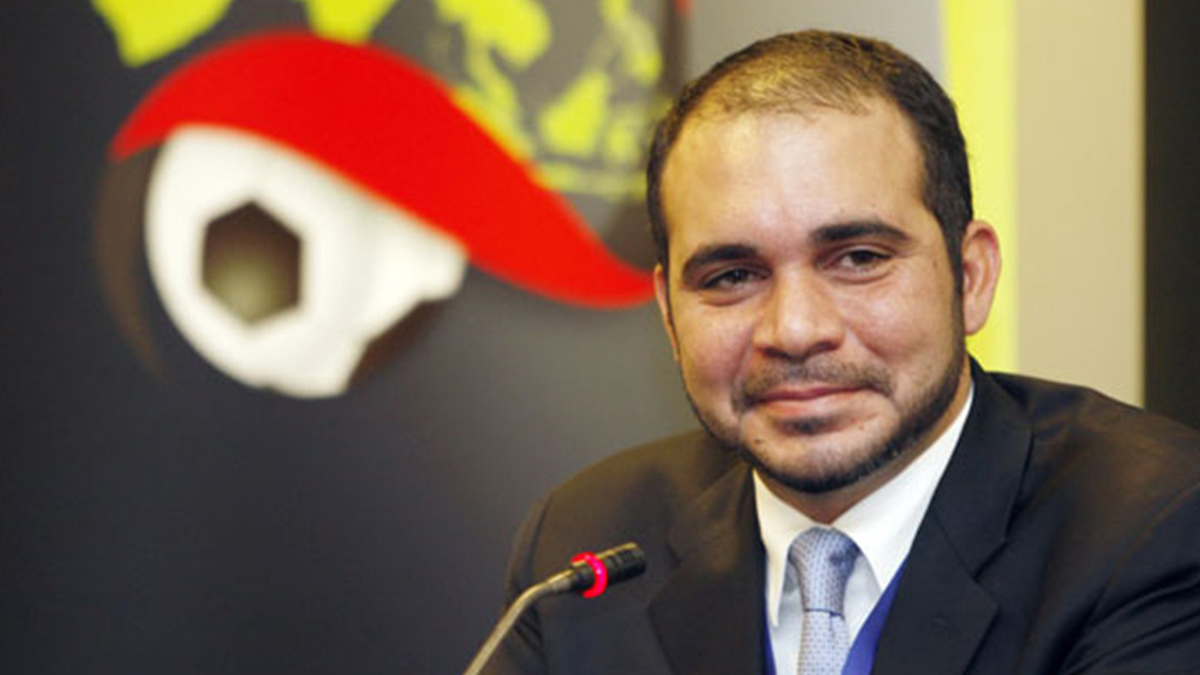 الأمير علي بن الحسين ينتقد مهاجمي مسلسل "جن"