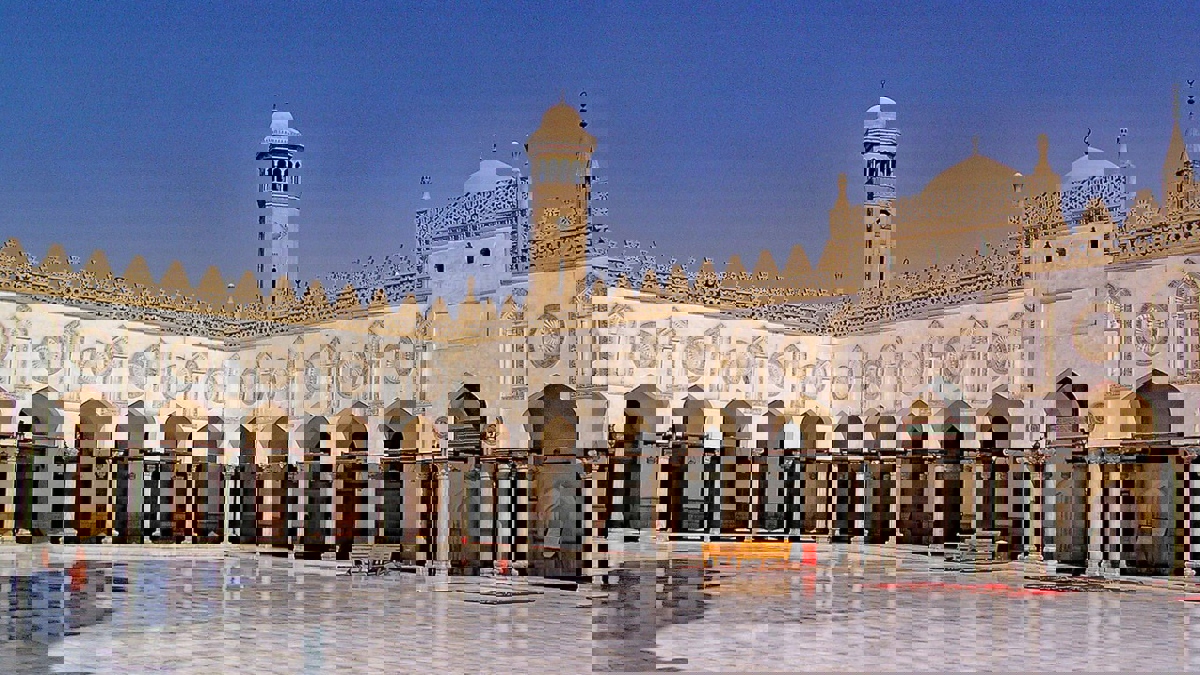 الأزهر: إيقاف صلاة الجمعة والجماعة جائز شرعا للوقاية من "كورونا"