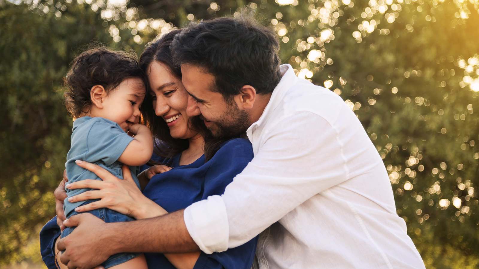 هكذا تساعد "التربية العاطفية" الطفل في التعبير عن مشاعره