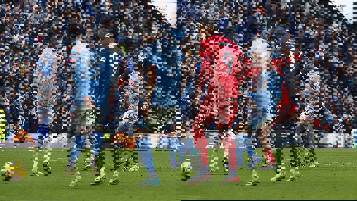 ترتيب الدوري الإنجليزي.. ليفربول يخطف تعادلاً مثيرًا من مانشستر سيتي 