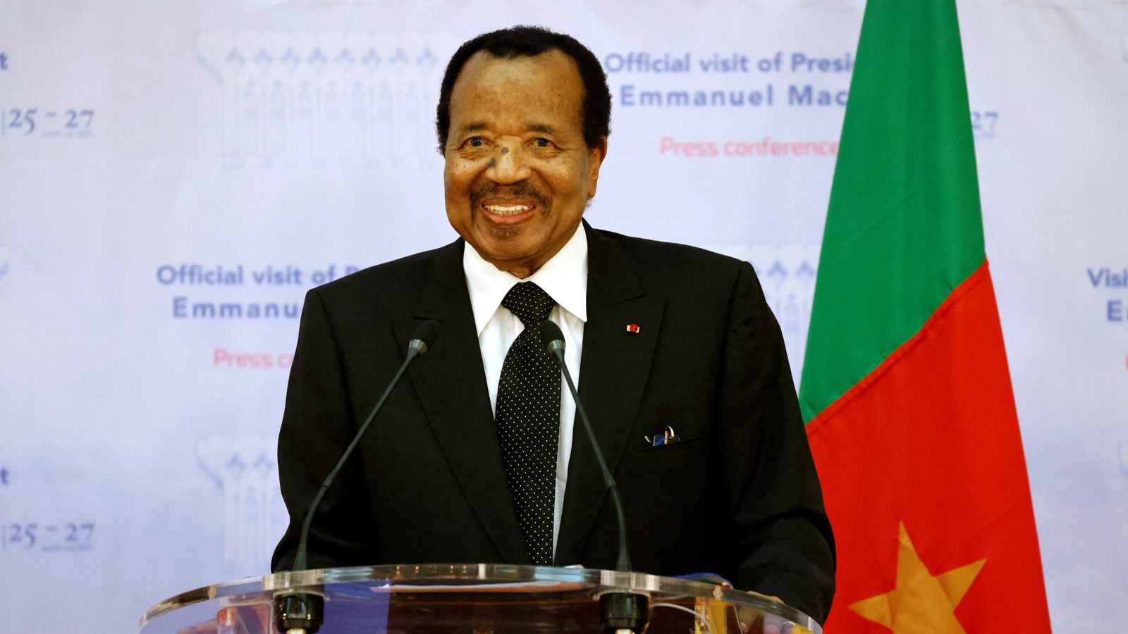 الكاميرون.. الرئيس الأفريقي الأكبر سنا ينافس معارضة منقسمة