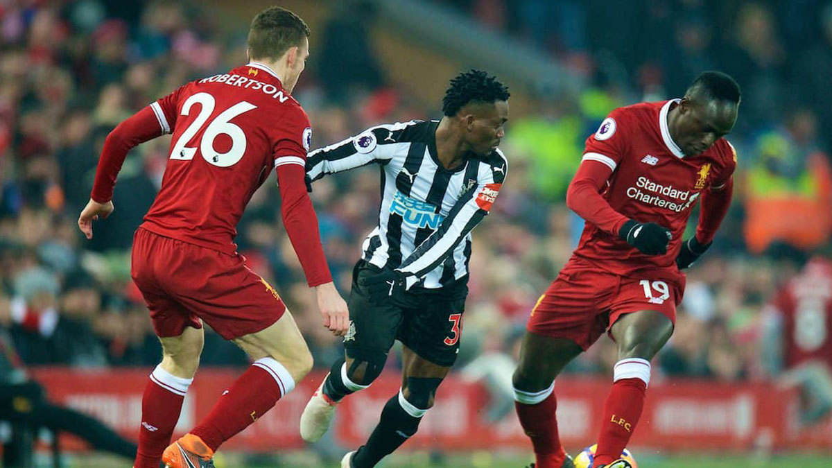 مباراة ليفربول ونيوكاسل يونايتد.. كل ما تريد معرفته عن صدام بينتيز ويورغن كلوب؟