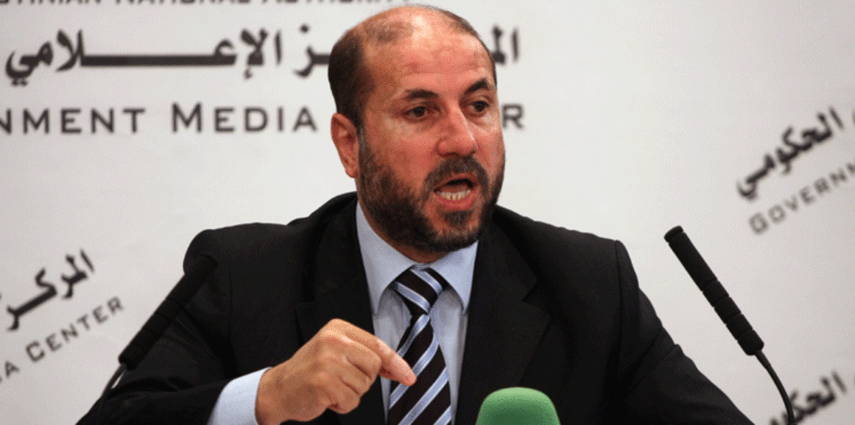 محمود الهباش.. الملكي أكثر من الملك