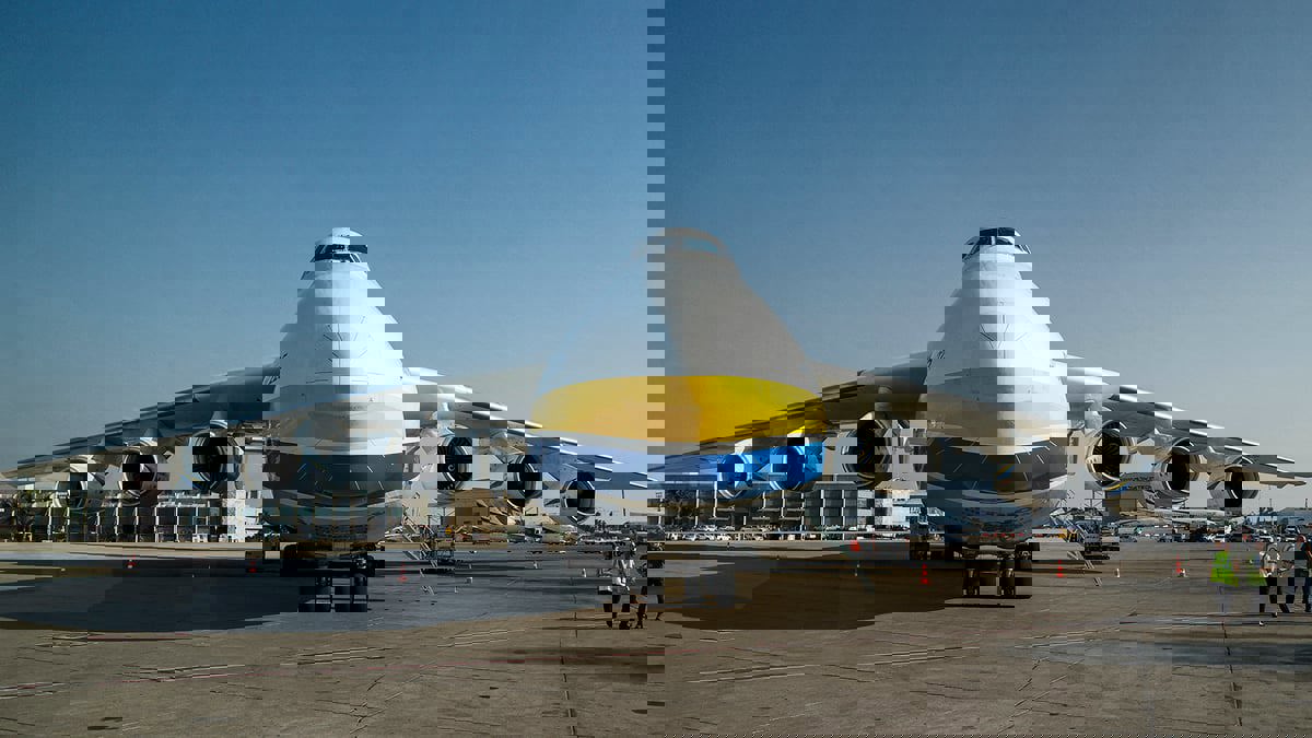 بعد تدميرها من قبل روسيا.. أوكرانيا تعيد بناء أكبر طائرة شحن في العالم سرًا