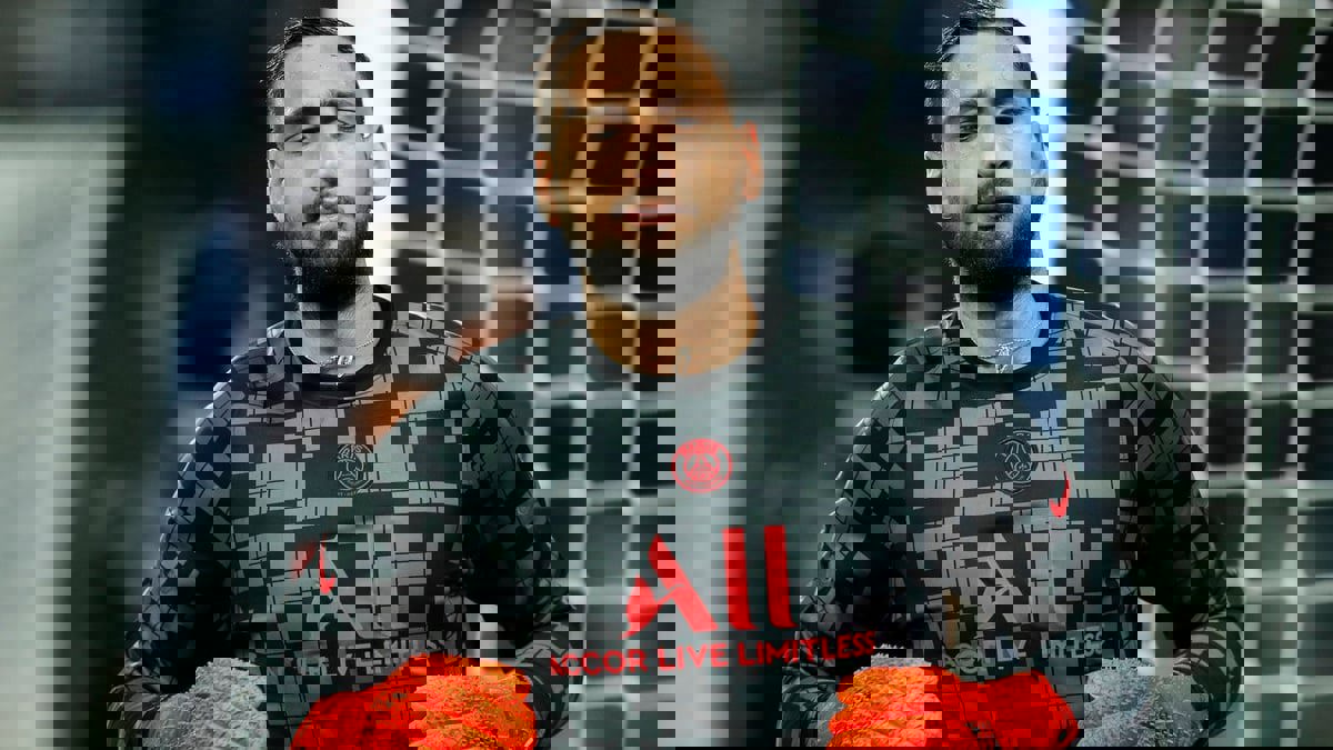 دوناروما يهدد بالرحيل عن باريس سان جيرمان