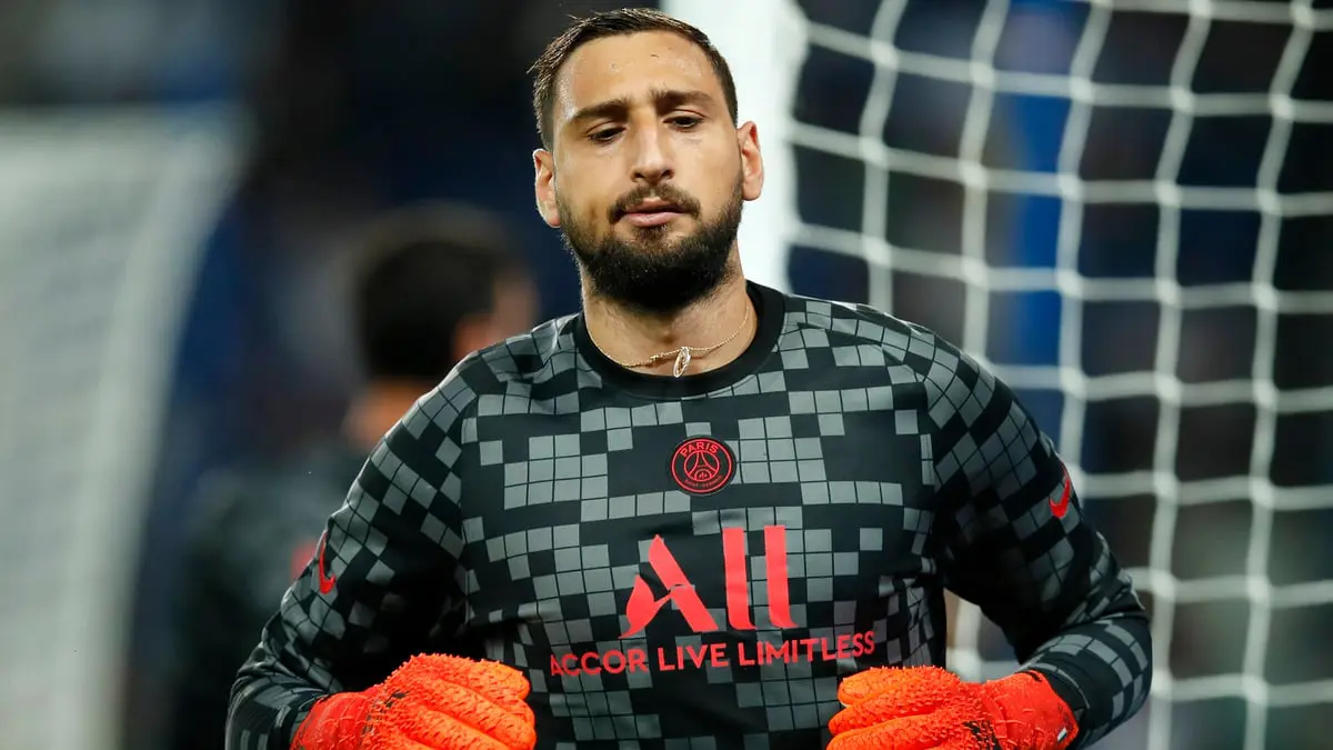 دوناروما يهدد بالرحيل عن باريس سان جيرمان