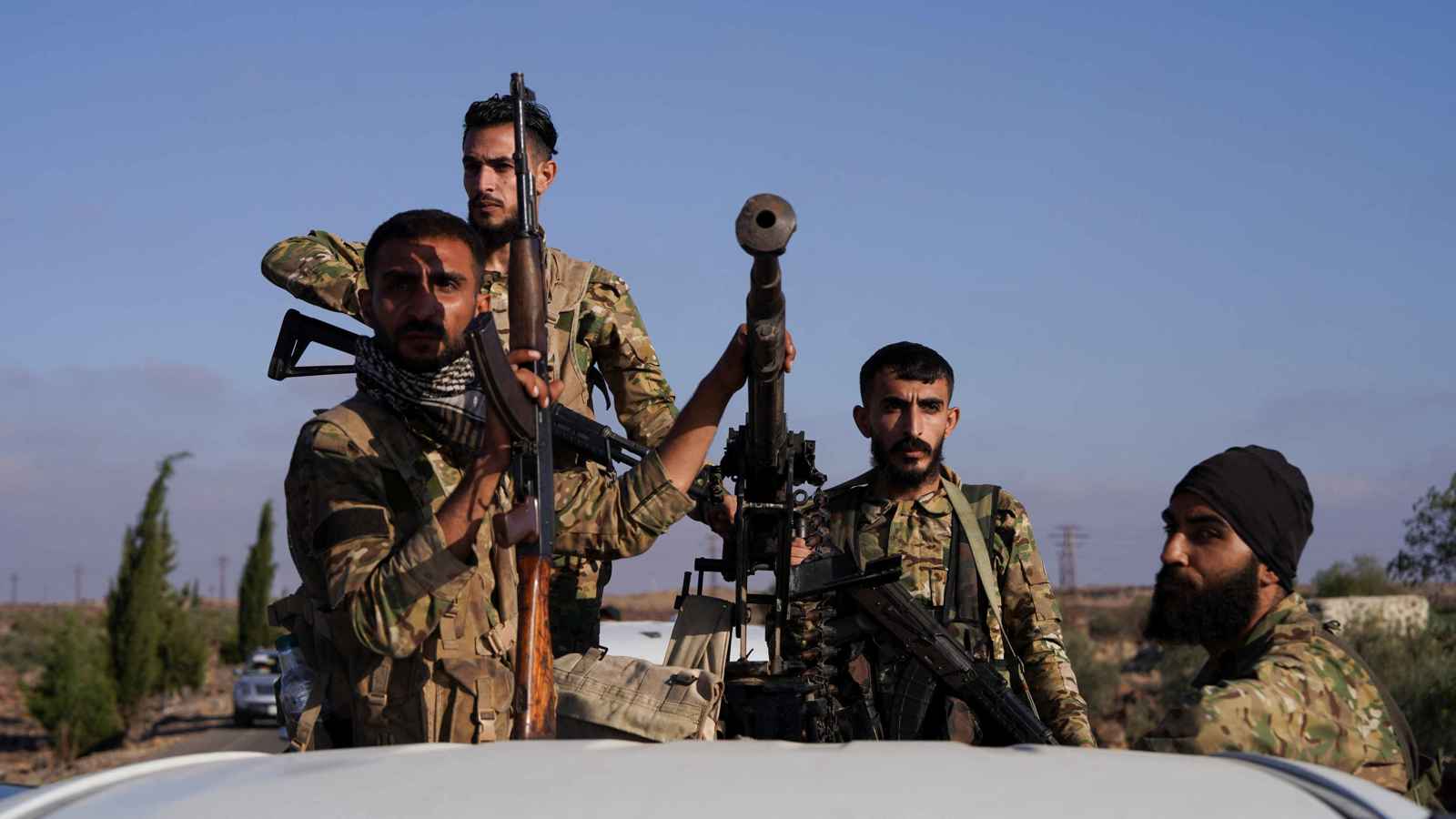 من الرقة إلى السويداء.. ما سر اشتعال الجبهات السورية بوقت متزامن؟