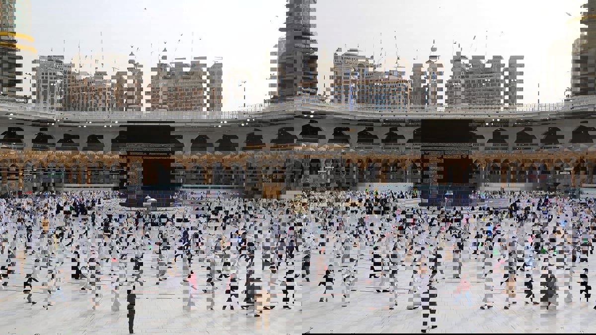 السعودية تمنع نقل وبث الصلوات في مختلف الوسائل الإعلامية خلال شهر رمضان