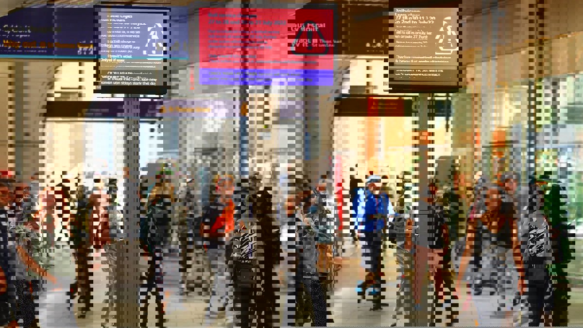 بريطانيا.. تعطل شبكة السكك الحديدية إثر إضراب عمالي  جديد