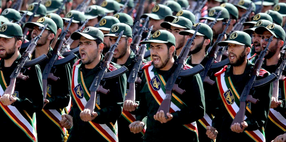 إيران تحذر أمريكا من تصنيف الحرس الثوري منظمة "إرهابية"