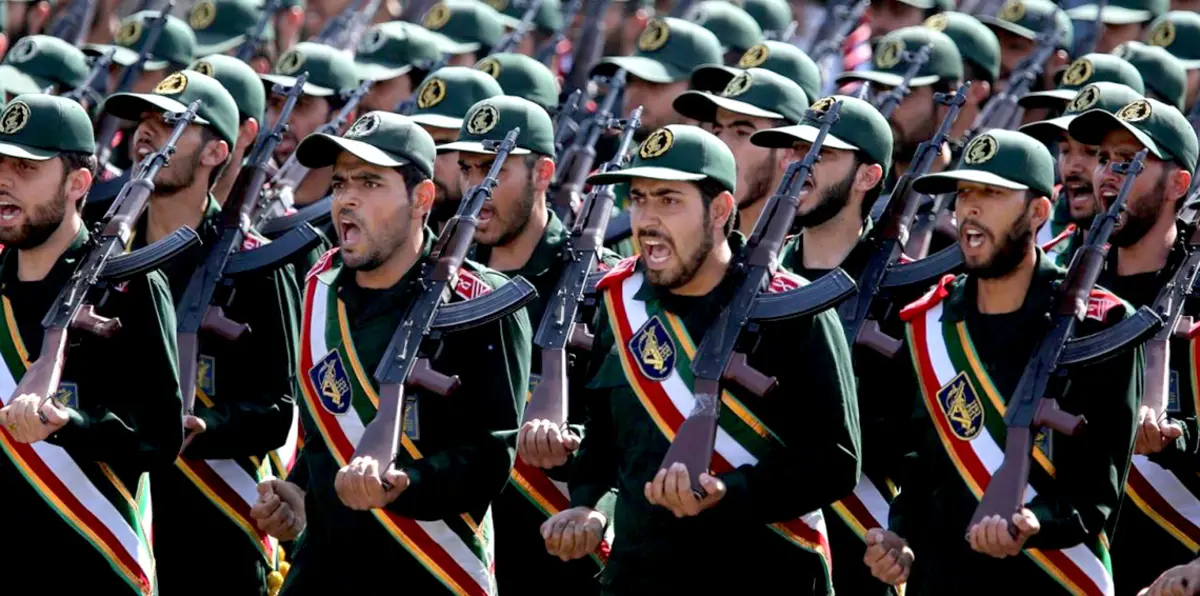 إيران تحذر أمريكا من تصنيف الحرس الثوري منظمة "إرهابية"