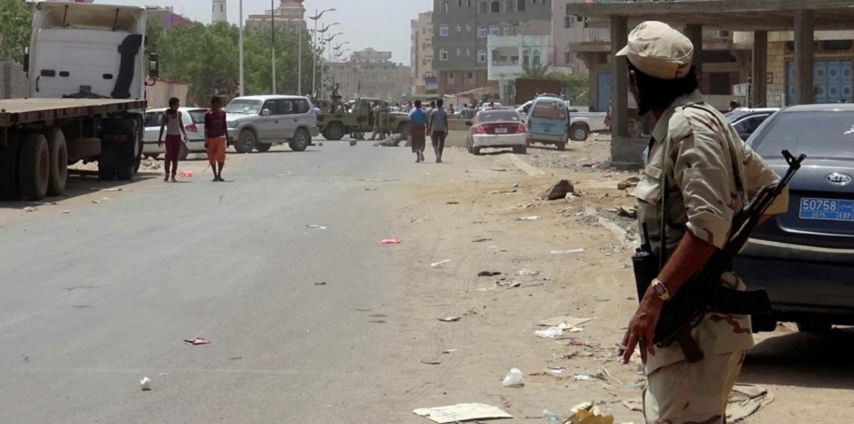 اغتيال مدير قسم مكافحة المخدرات واثنين من مرافقيه في عدن