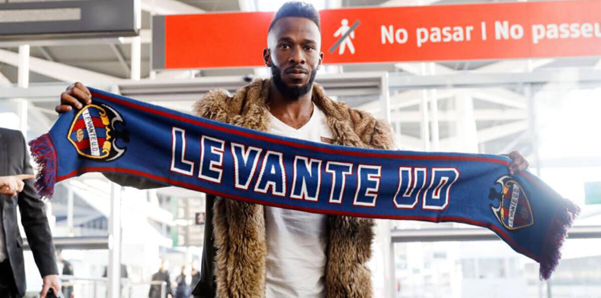 صحيفة "صن" تتساءل.. كيف يتعاقد ليفانتي مع فهد المولد "ميسي السعودية" ولا يشارك أمام ريال مدريد؟