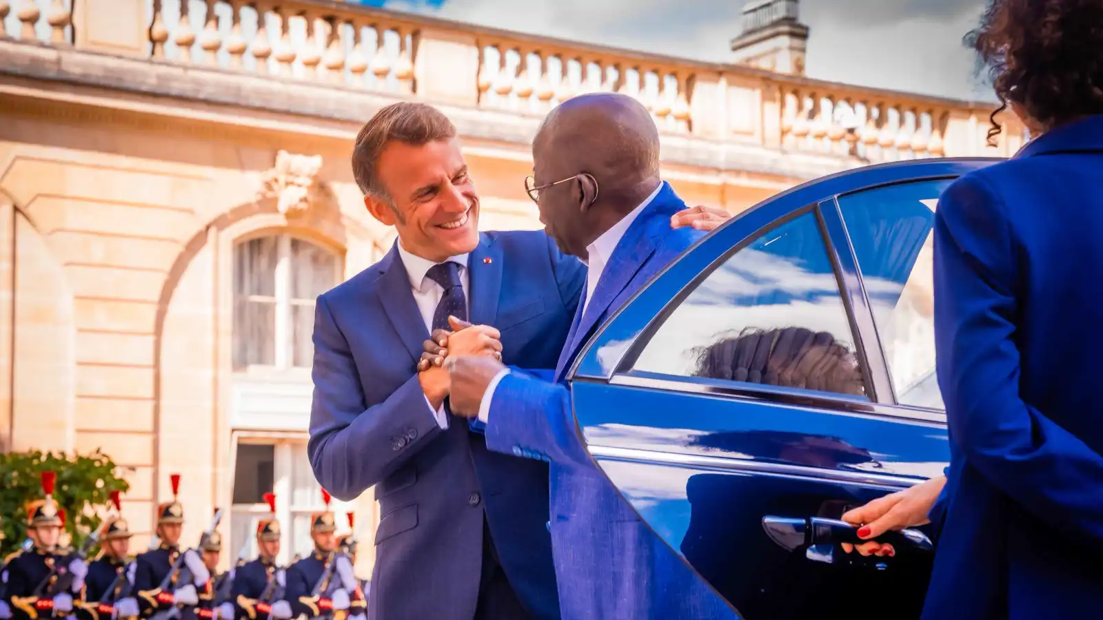 استنفار في أبوجا.. "تينوبو" يحشد الحلفاء لإنقاذ نيجيريا من الانهيار