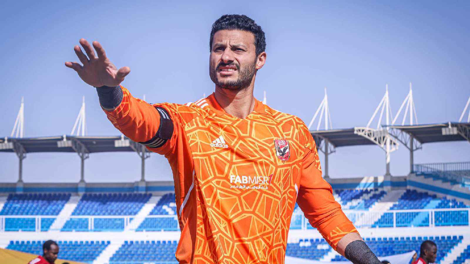 ضربة قاضية.. لماذا طرد ريبيرو محمد الشناوي من تشكيل الأهلي؟