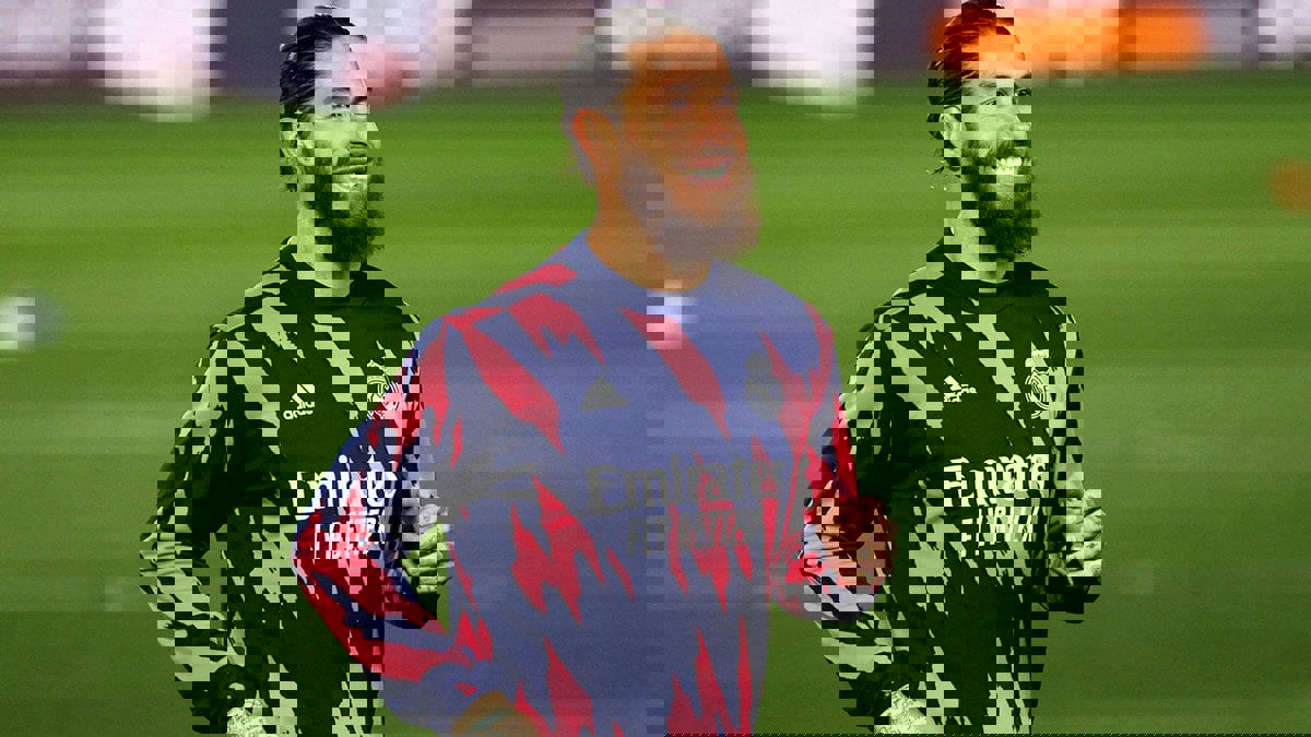 ماركا: راموس سيستمع للعروض وريال مدريد يبحث عن بدائل