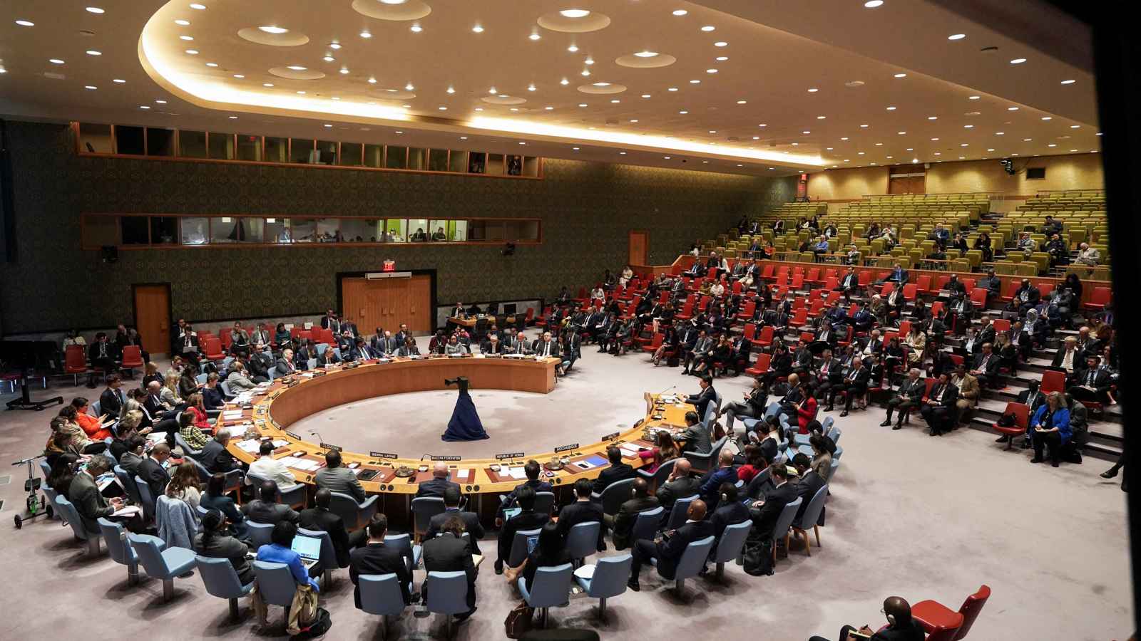 مجلس الأمن يحذر من محاولات تفكيك "الأونروا"