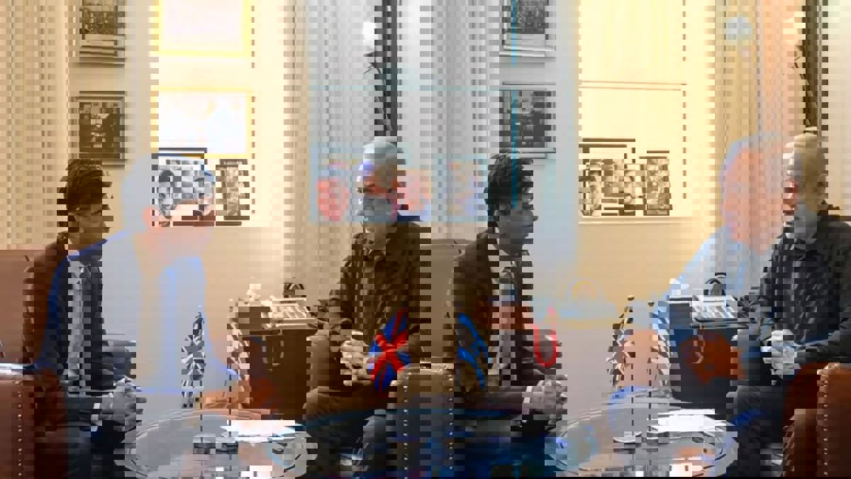 سوناك لنتنياهو: التفاوض على هدنة إنسانية في غزة "أولوية فورية" 