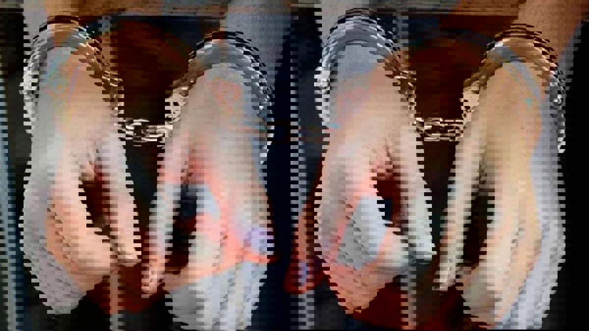 سوري ينهي حياة والده ببندقية صيد