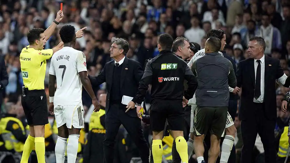 عدو ريال مدريد الجديد.. من هو الحكم الإسباني كوينتيريو غونزاليس؟