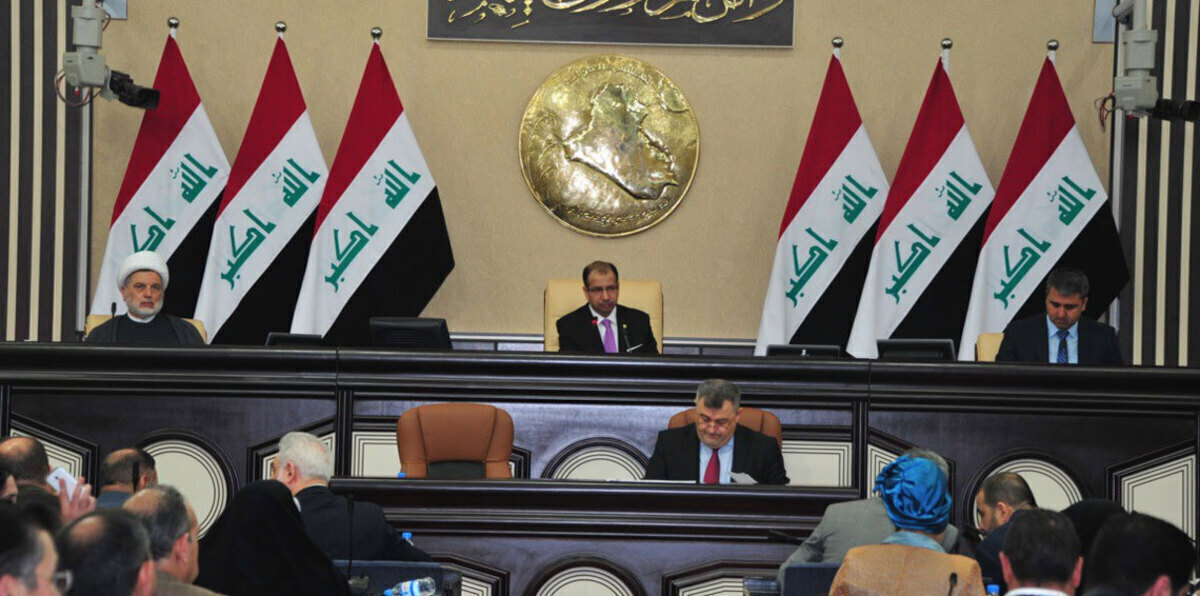 العراق يضع ميزانية تكميلية لمجابهة تراجع النفط وما تبقى من داعش