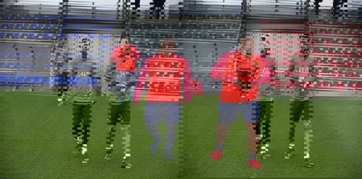 ميسي ينضم لتدريبات برشلونة بعد الغياب عن لقاء مالاغا