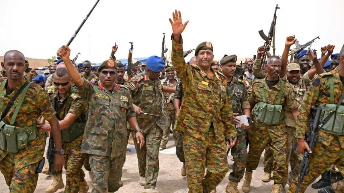 بعد تسليح الجيش للمدنيين.. تحذيرات من جر السودان لحرب أهلية