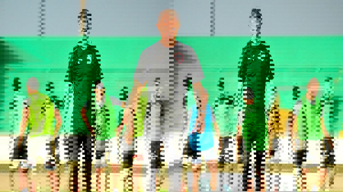 موجز أخبار الأهلي والزمالك وبيراميدز: ميتشو ينقلب على ثلاثي الأبيض.. وفايلر يحسم مصير كهربا