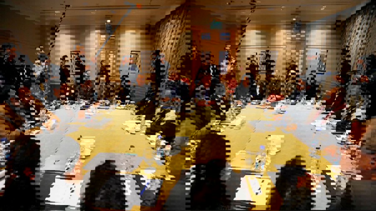 ممثل الحكومة اليمنية: الاتفاق على شروط تبادل الأسرى متوقع خلال أيام