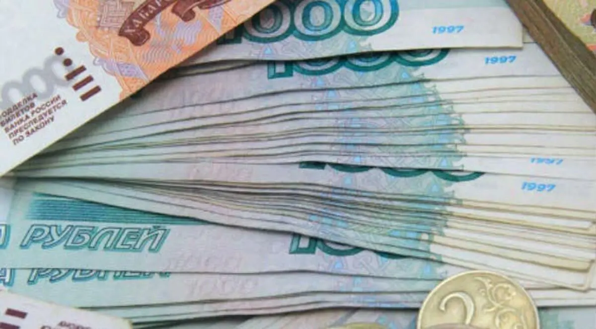 الروبل الروسي يواصل الارتفاع أمام الدولار