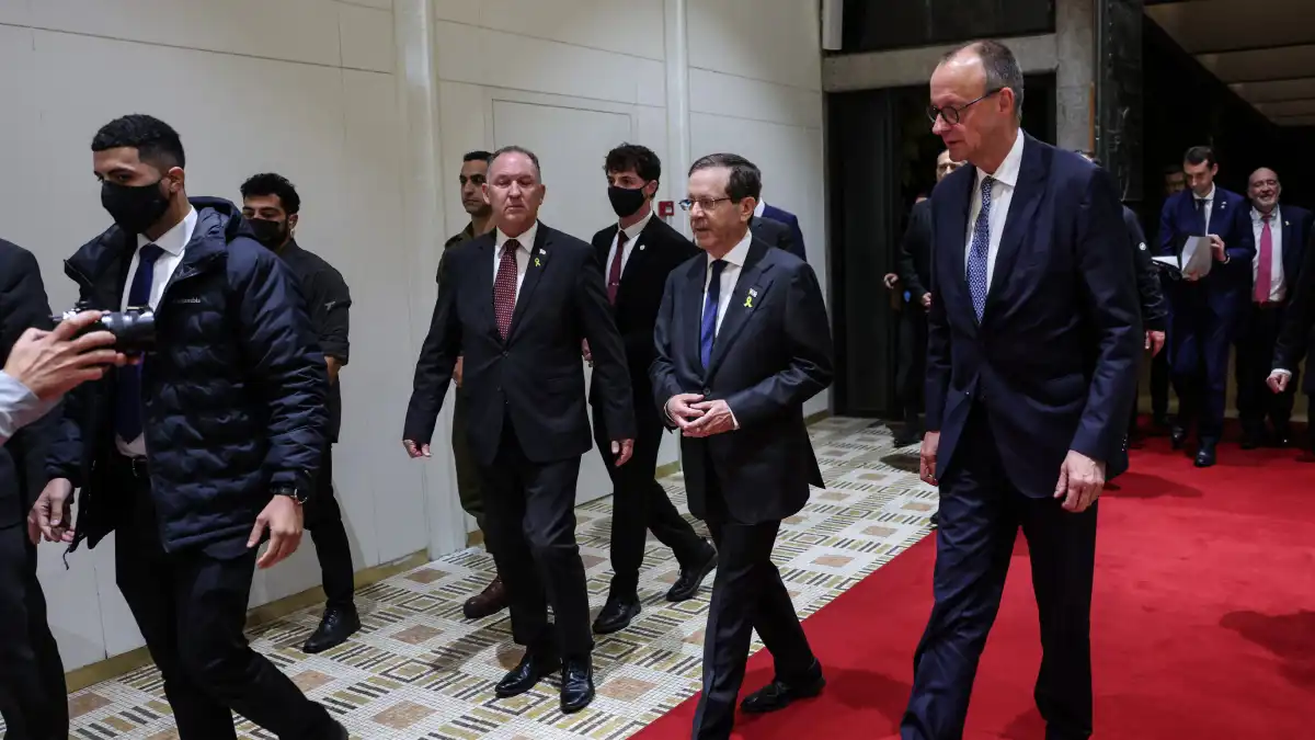 زيارة ميرتس إلى إسرائيل