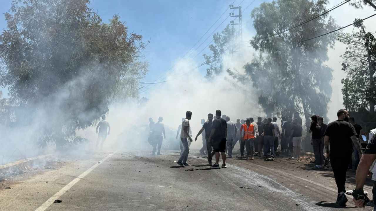 غارة إسرائيلية تصيب شخصين في شقرا جنوب لبنان (فيديو)