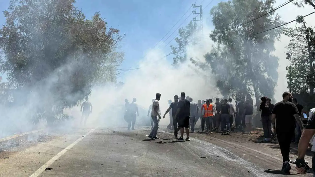 غارة إسرائيلية تصيب شخصين في شقرا جنوب لبنان (فيديو)