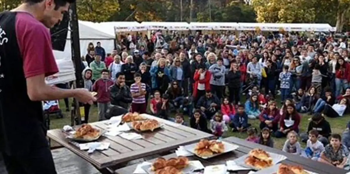 بسبب الكرواسون.. ملاكم عالمي يختنق ويموت أمام الجمهور