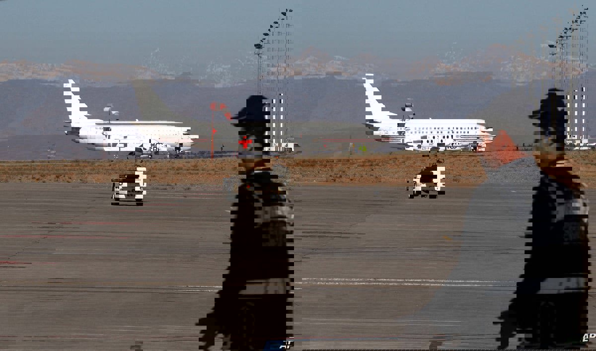 العراق يطالب تركيا بتقديم اعتذار رسمي بعد قصف مطار السليمانية