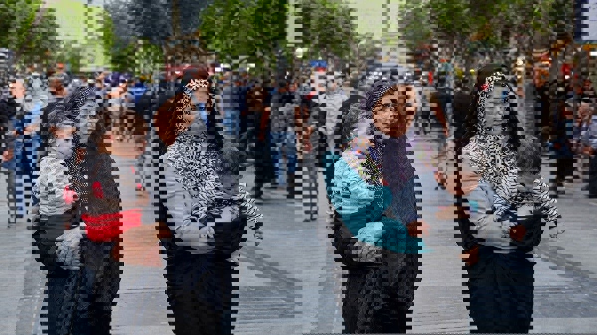 خوفا من شيخوخة السكان.. إيران تحظر موانع الحمل وقطع القناة الدافقة للذكور