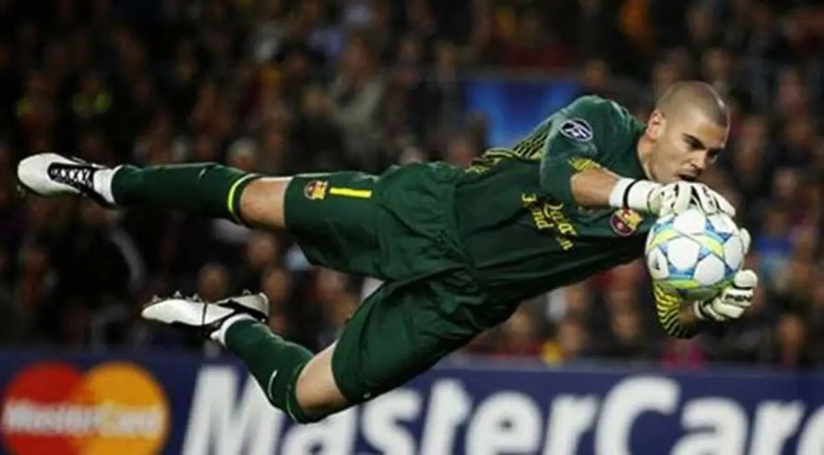 فالديز في الطريق لحراسة مانشستر يونايتد