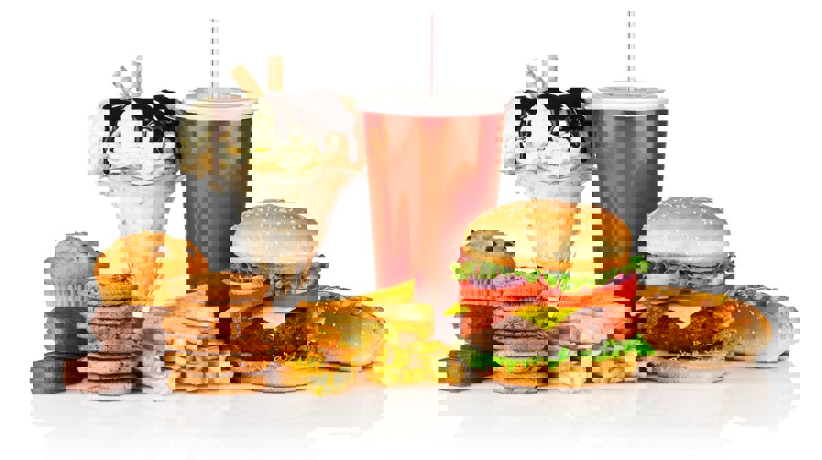 دراسة: الأطعمة المعالجة تزيد من خطر السكتة الدماغية