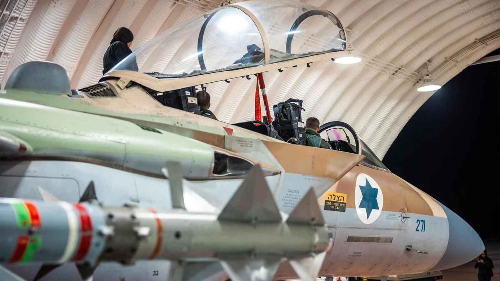 جولة هجوم إسرائيلية ثانية.. دوي انفجارات جديدة في طهران