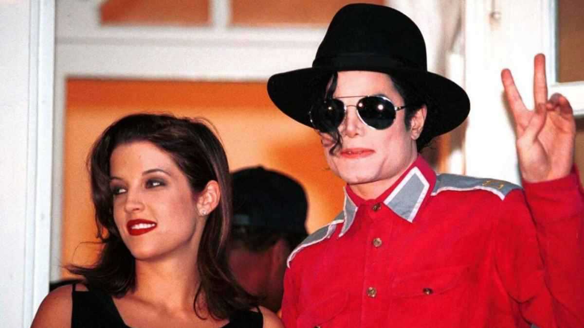 بريسيلا بريسلي: مايكل جاكسون تزوج ابنتي لتحسين صورته